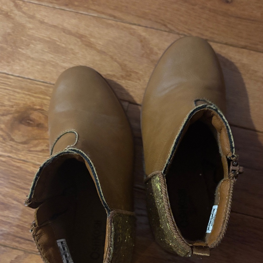OshKosh B'gosh Tan Kids Boots